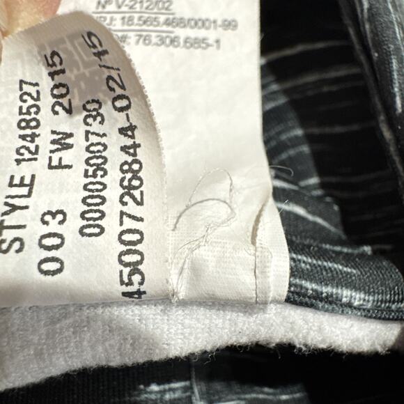 Under Armour Long Sleeve Cold Gear 1/4 Zip High Collared Women’s Size Medium - Picture 11 of 11